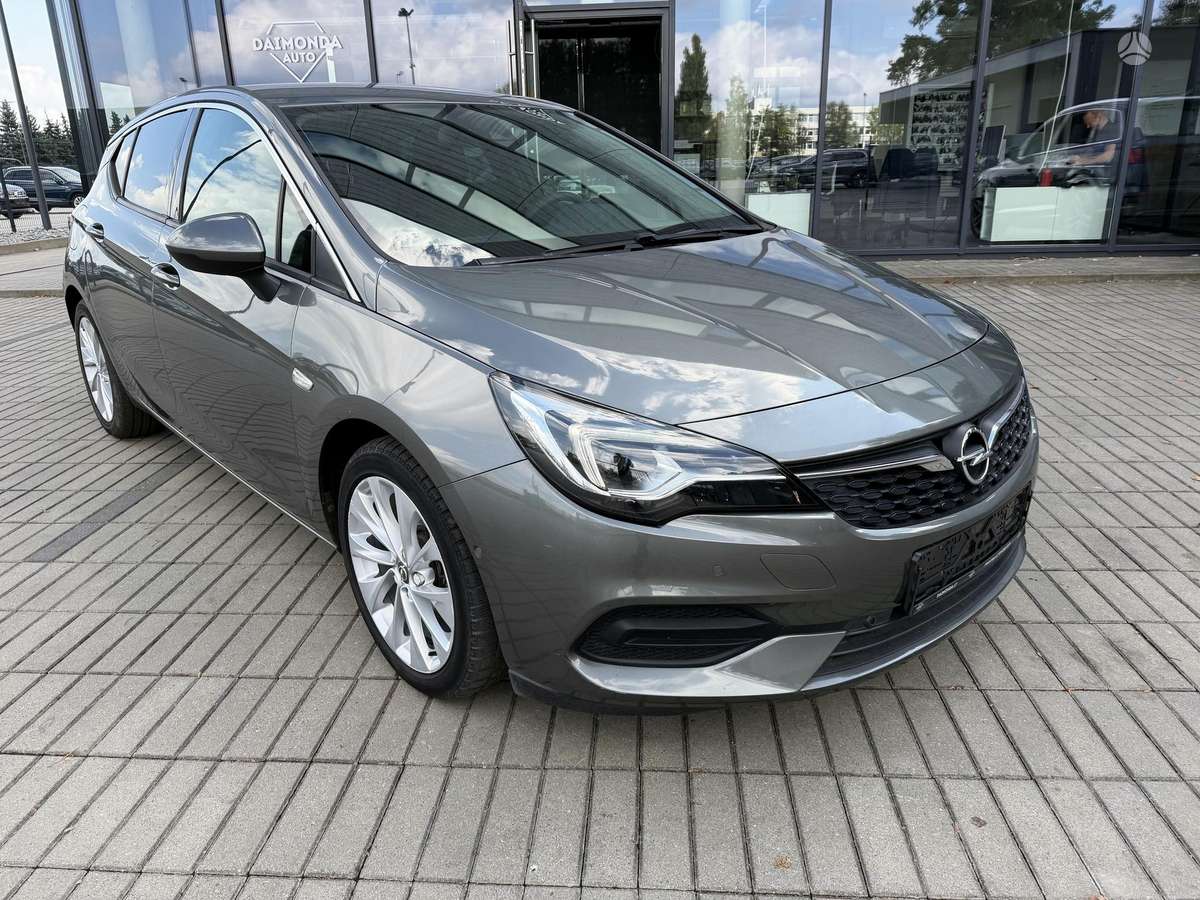 Opel Astra, 1.2 l., hatchback