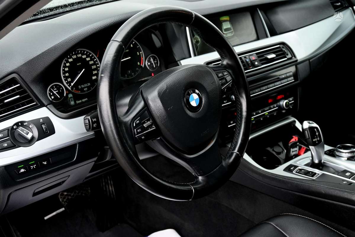 BMW 525, 2.0 l., Универсал