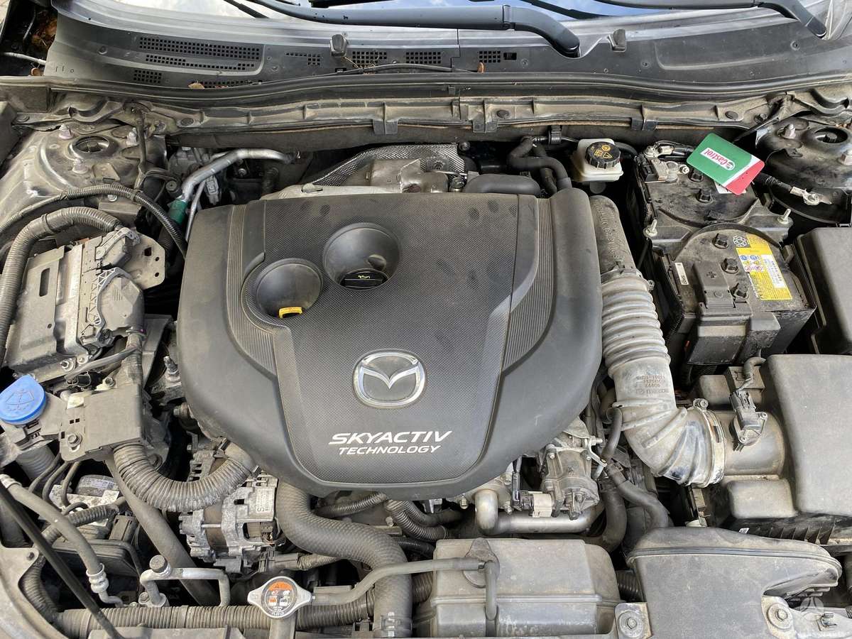 Mazda 3, 2.2 l., Хэтчбек