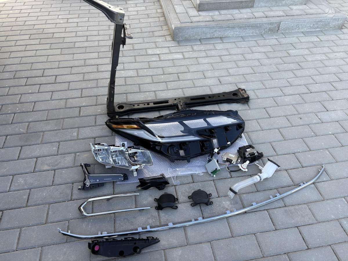 Toyota Sienna apdailos detalės