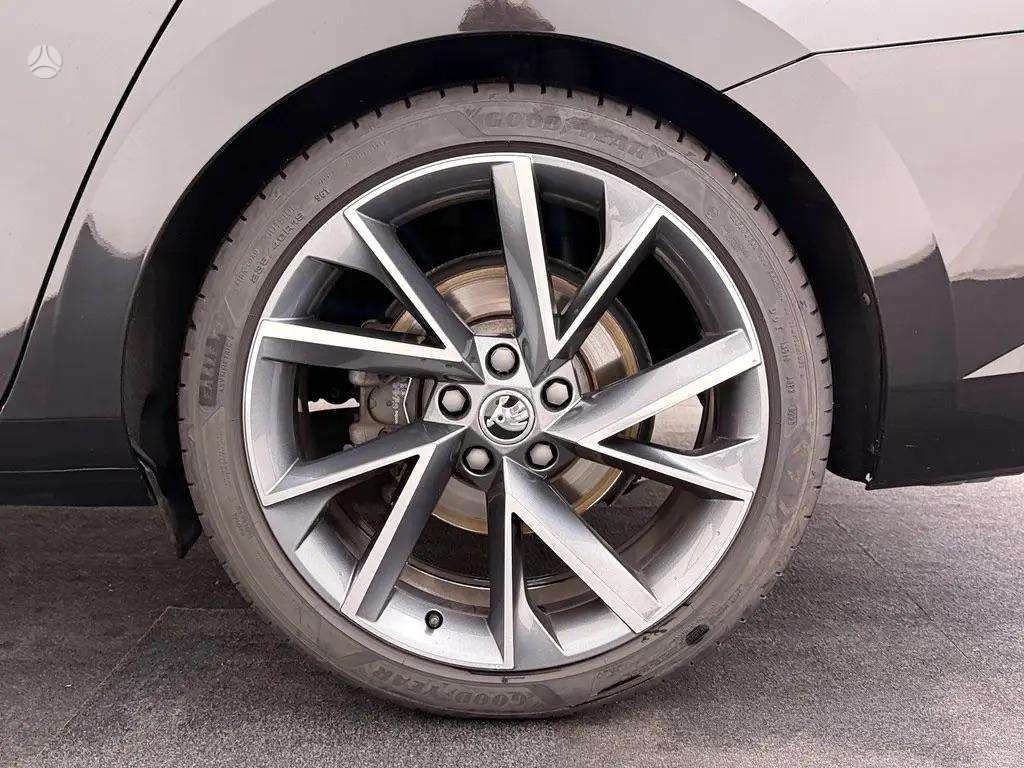 Skoda Superb, 1.5 l., Универсал