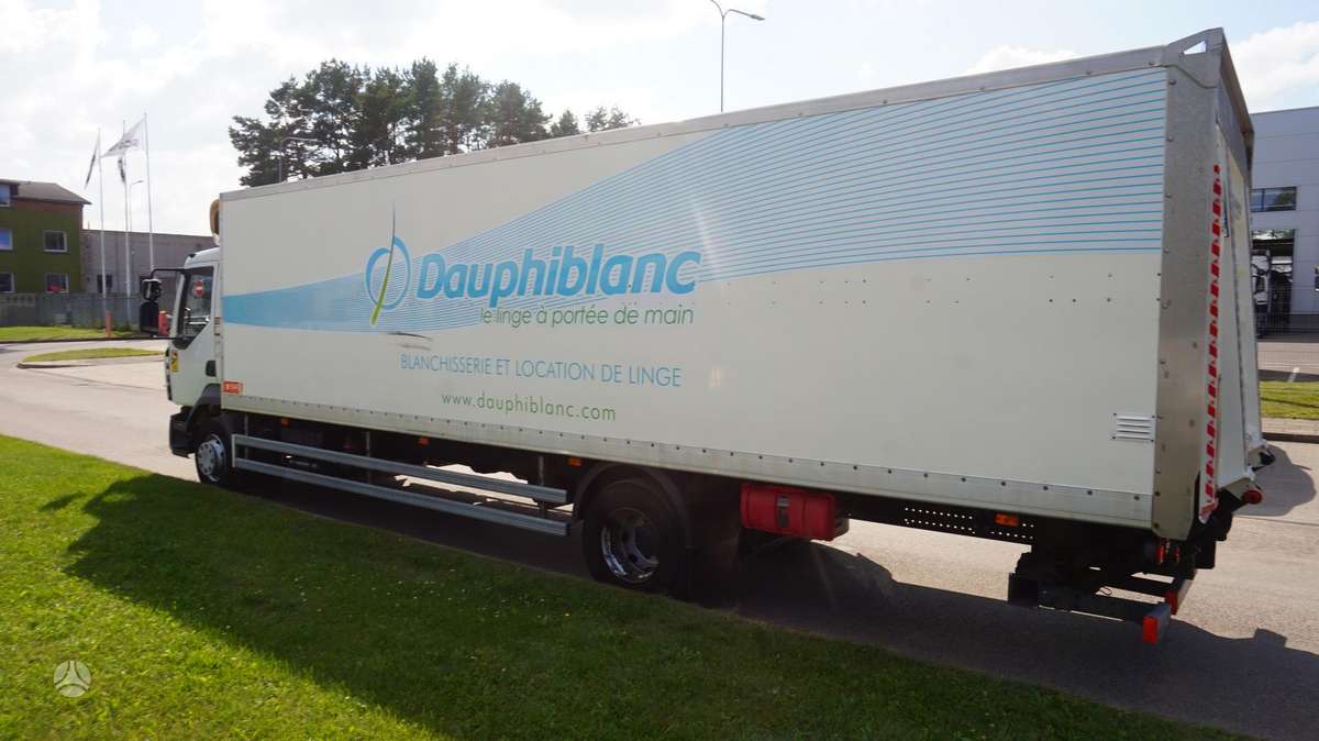 Renault D, фургоны-боксы