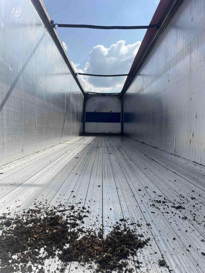 Knapen K100, with moving floor