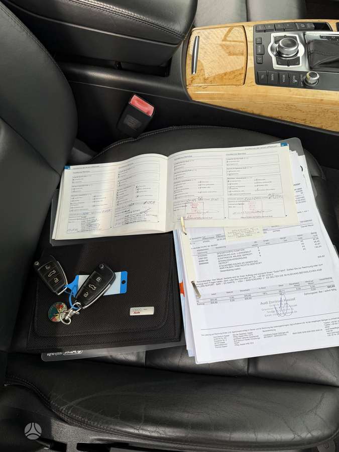 Audi A6, 3.1 l., Седан