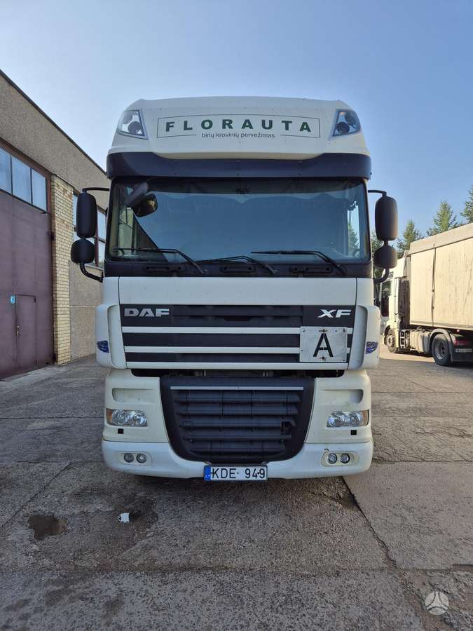 DAF XF105 Hidraulika, double sleeper