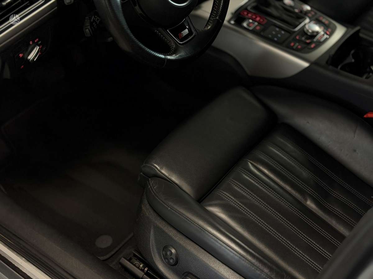 Audi A6, 3.0 l., universalas