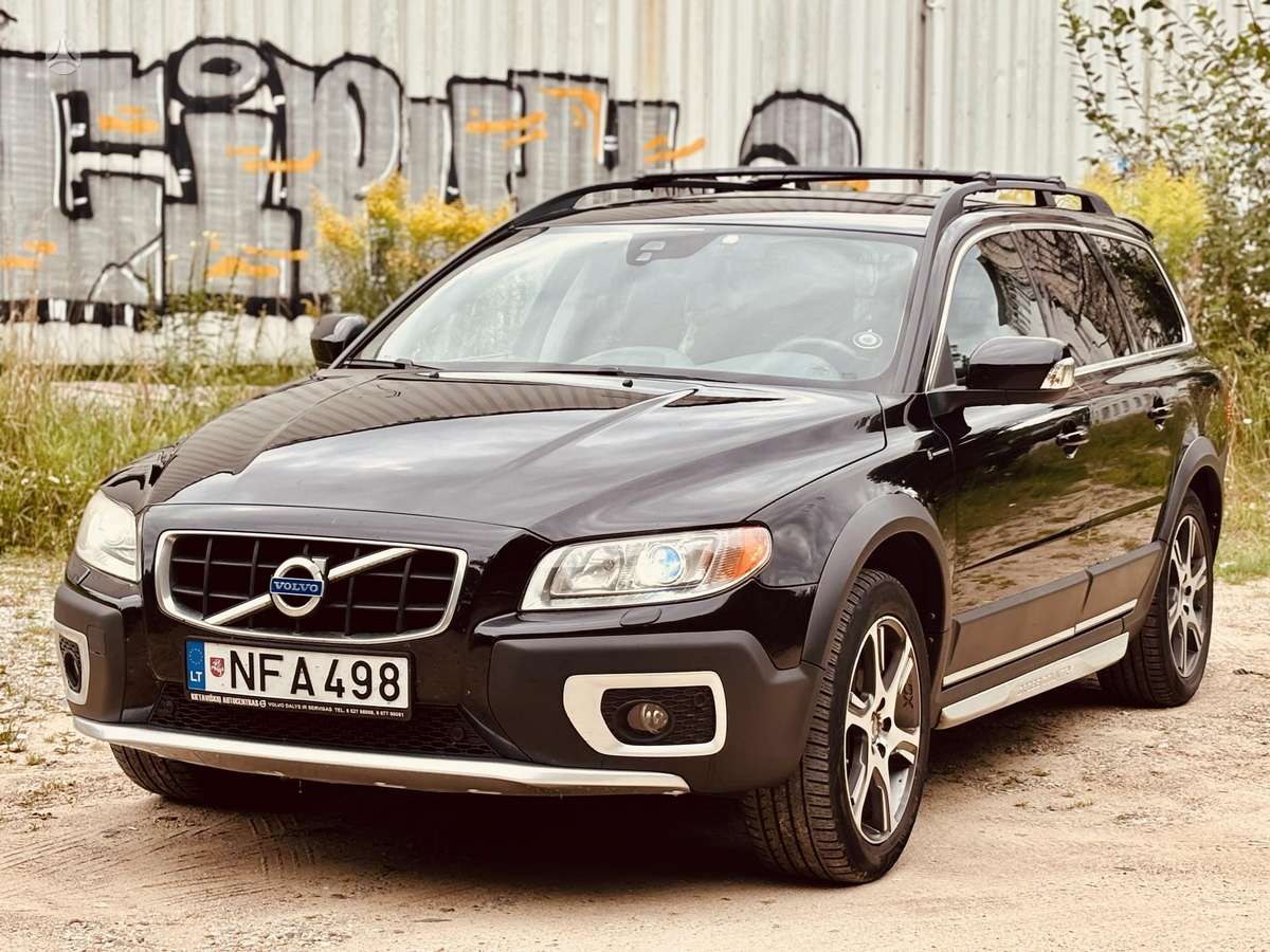 Volvo XC70, 2.4 l., wagon