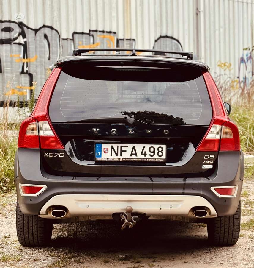 Volvo XC70, 2.4 l., wagon
