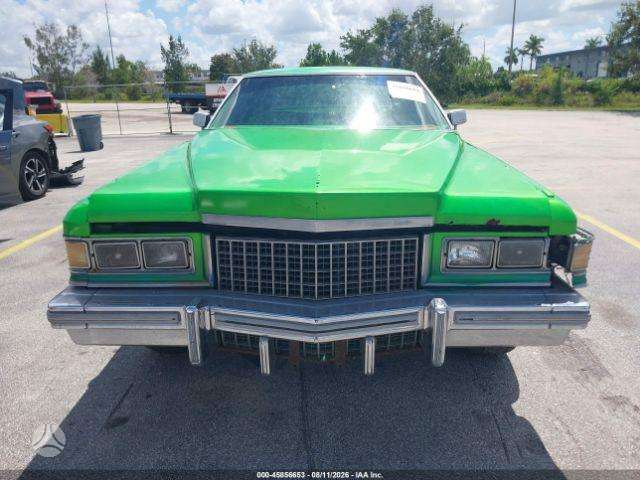 Cadillac DeVille, Седан