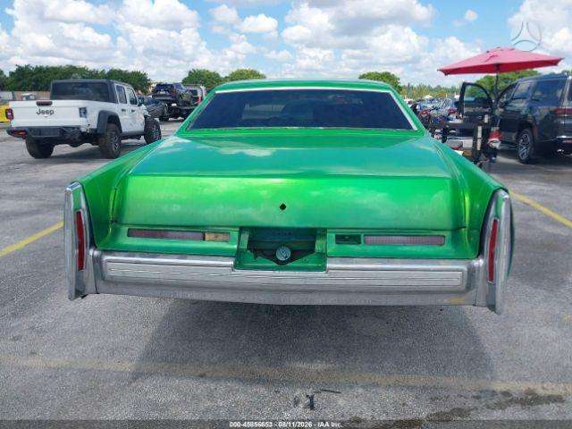 Cadillac DeVille, Седан