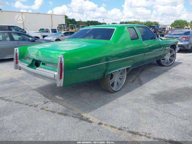 Cadillac DeVille, Седан