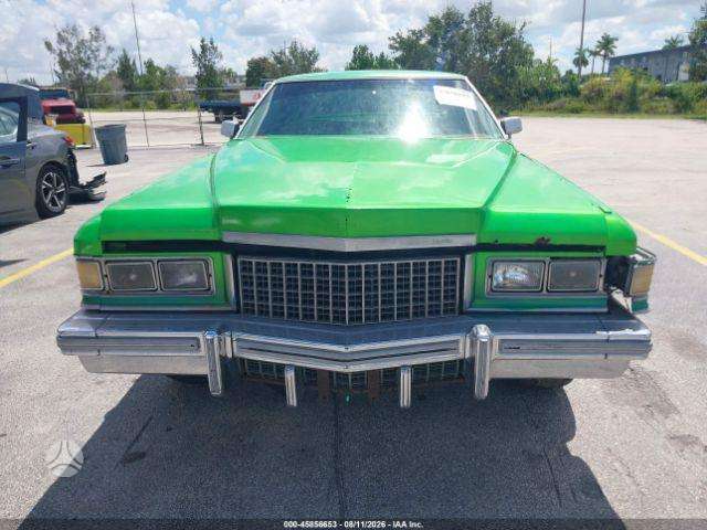 Cadillac DeVille, Седан