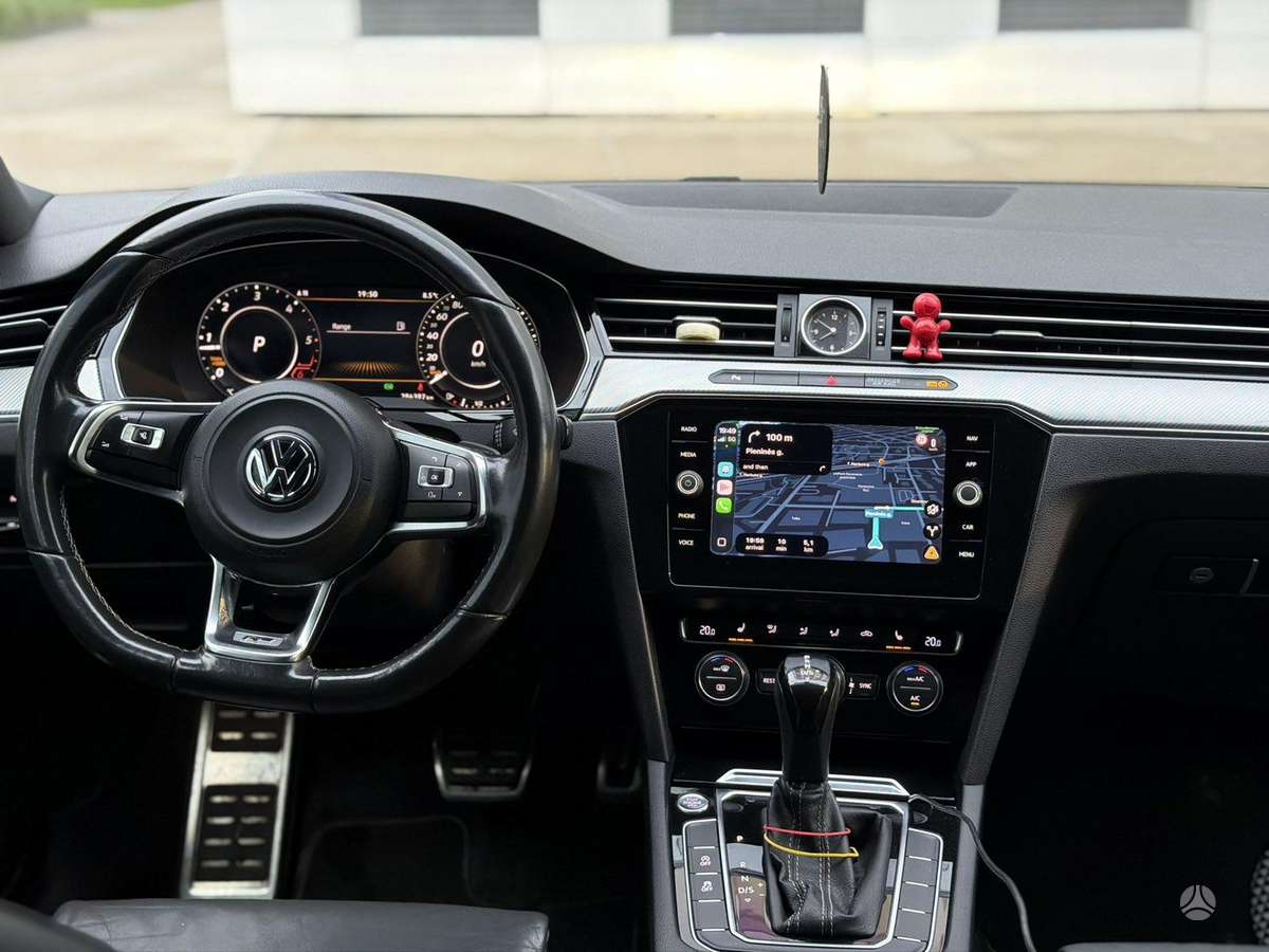 Volkswagen Passat, 2.0 l., Универсал