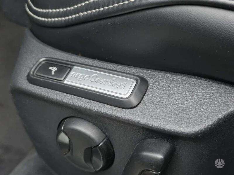 Volkswagen Passat, 2.0 l., Универсал