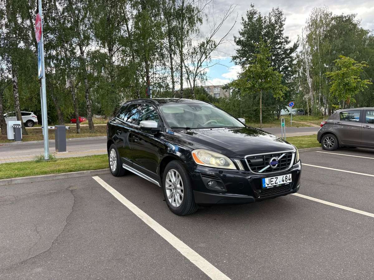 Volvo XC60 - 2