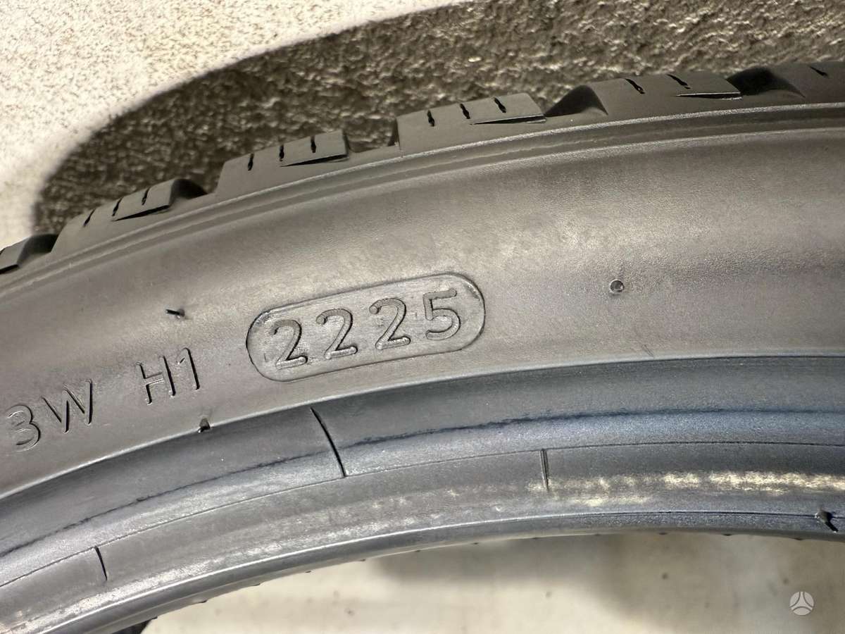 Hankook Winter IceptEvo3//2025m, winter 245/35 R21
