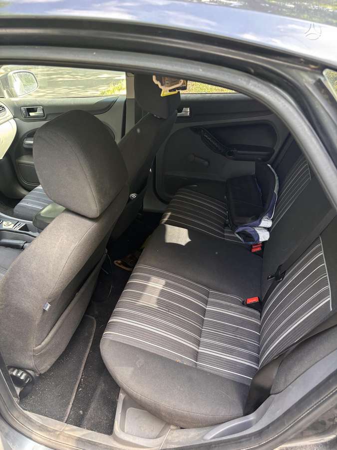 Ford Focus, 1.6 l., hatchback