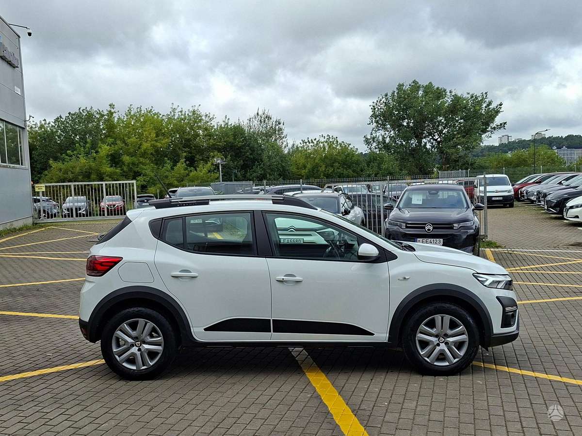 Dacia Sandero - 5