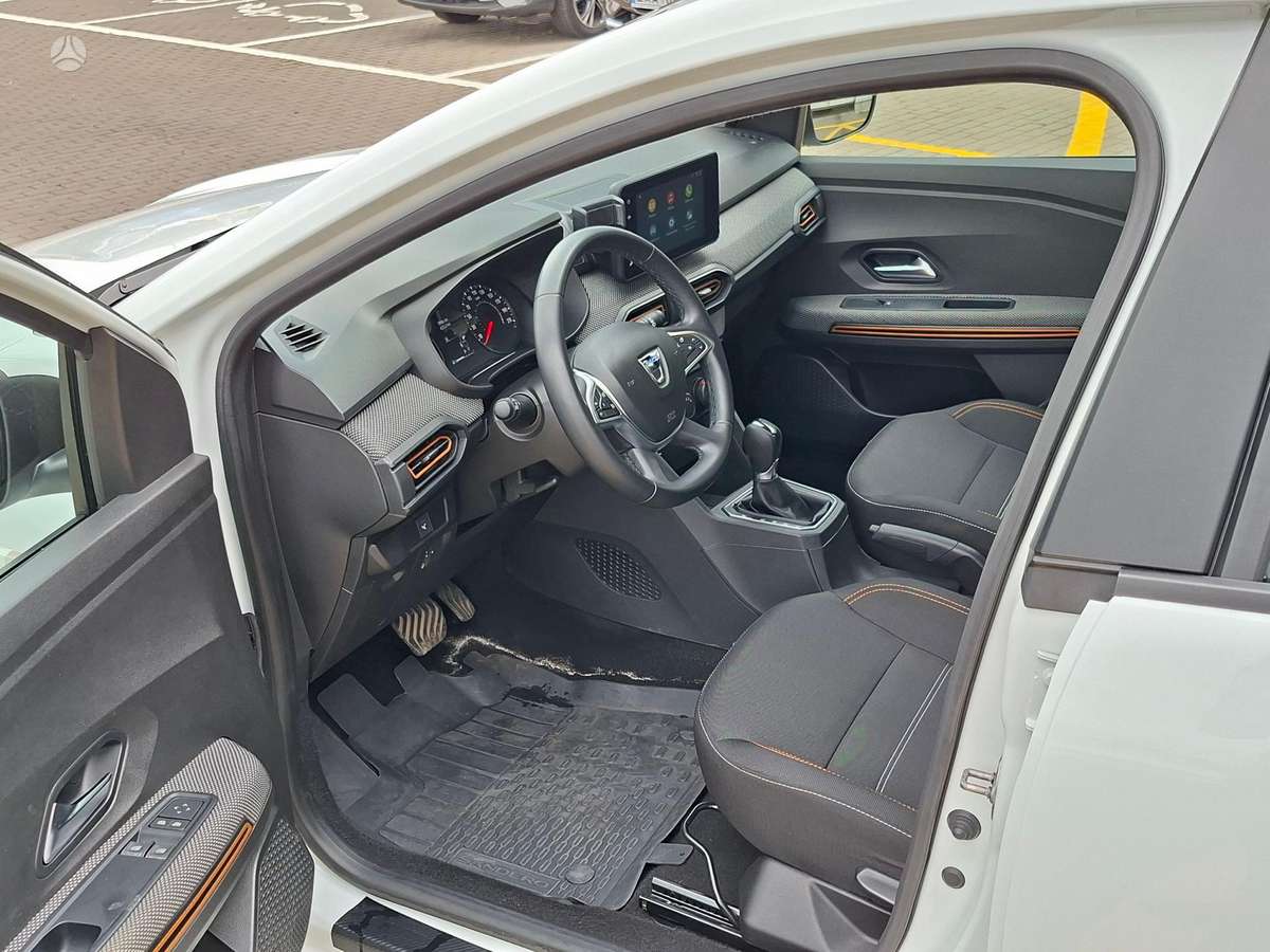 Dacia Sandero - 7