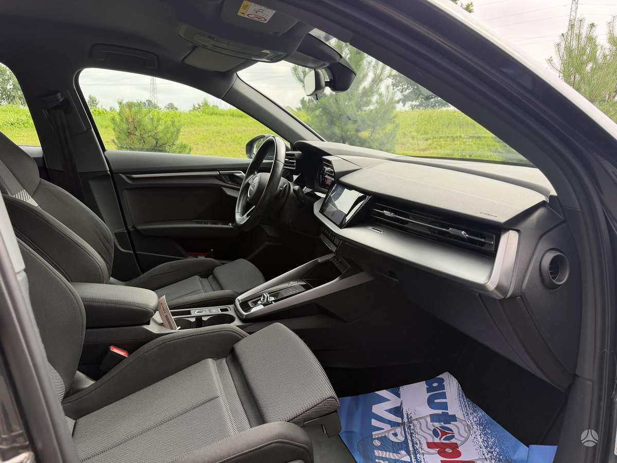 Audi A3, 1.5 l., Седан