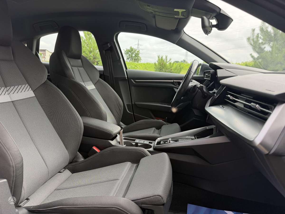 Audi A3, 1.5 l., Седан
