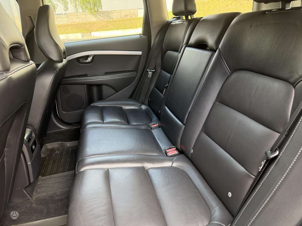 Volvo V70, 2.0 l., wagon