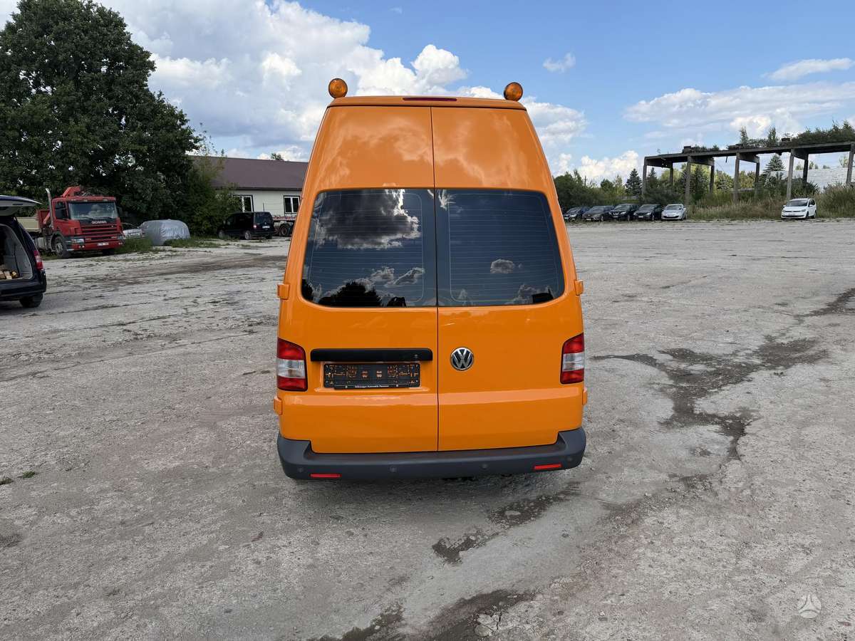 Volkswagen Transporter - 4