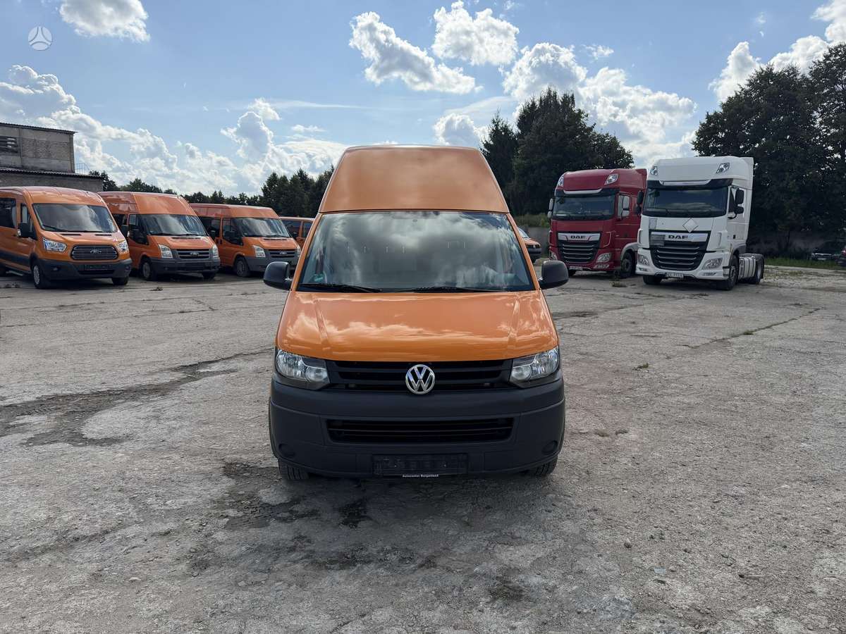 Volkswagen Transporter - 8
