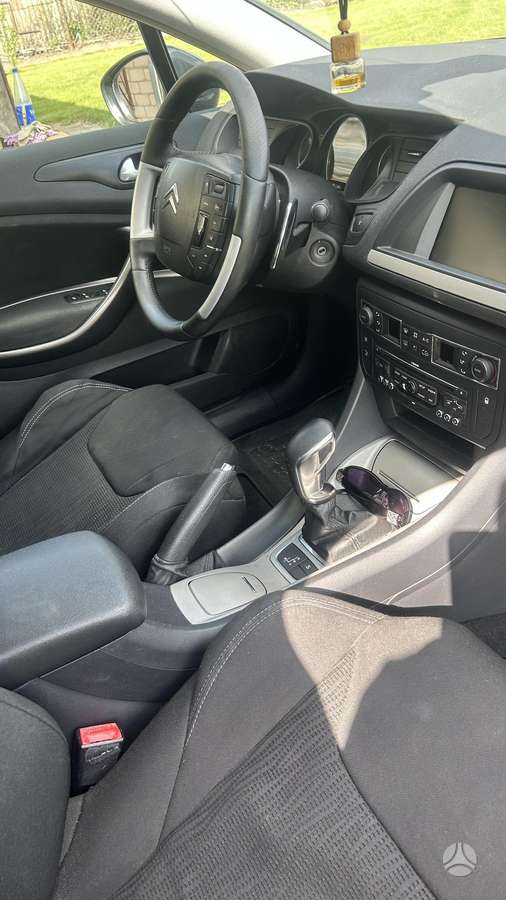 Citroen C5, 1.6 l., Седан