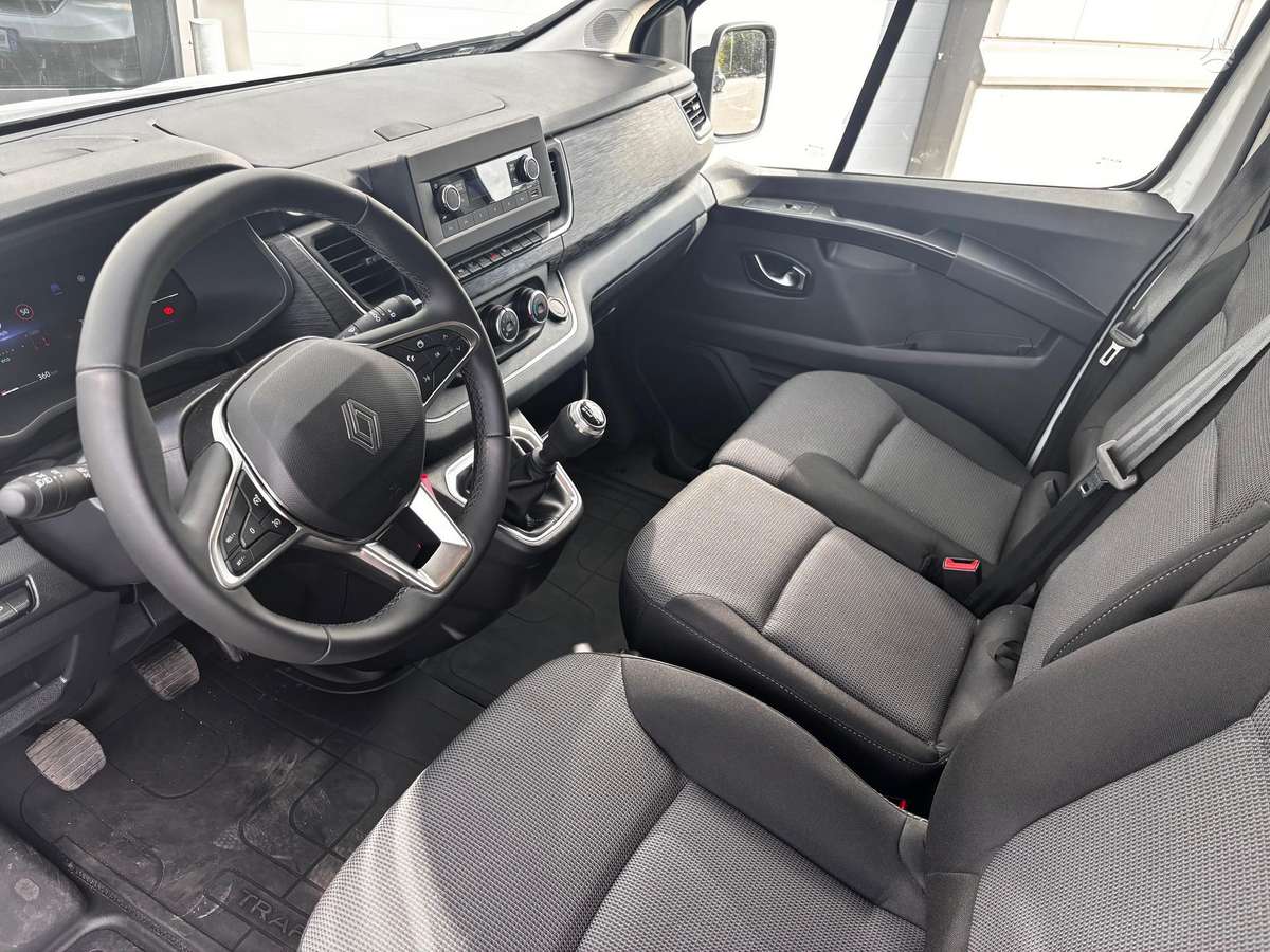 Renault Trafic - 9