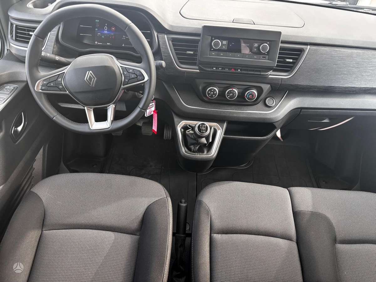 Renault Trafic - 10