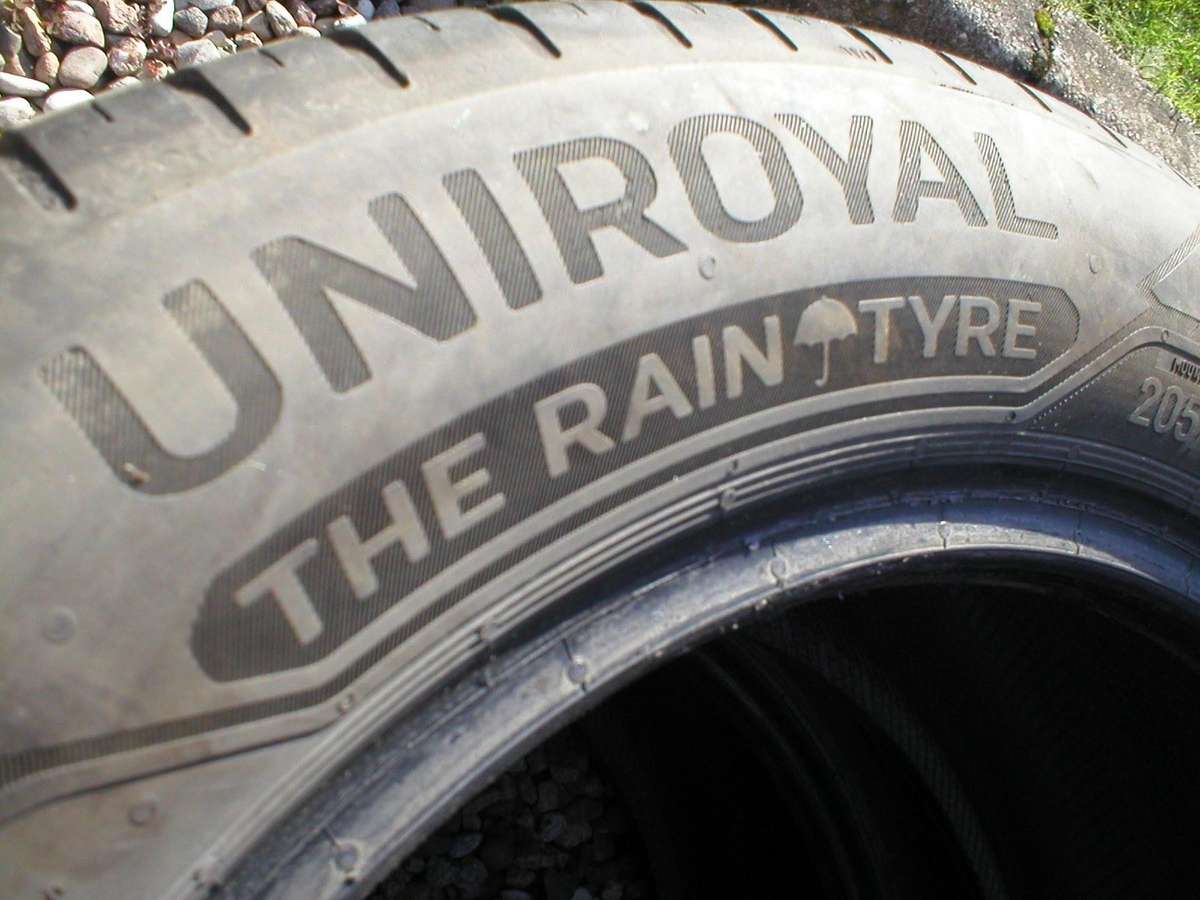 -Kita- Uniroyal, summer 205/55 R16