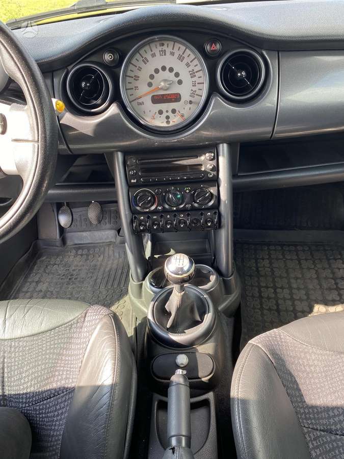 Mini One, 1.4 l., hatchback