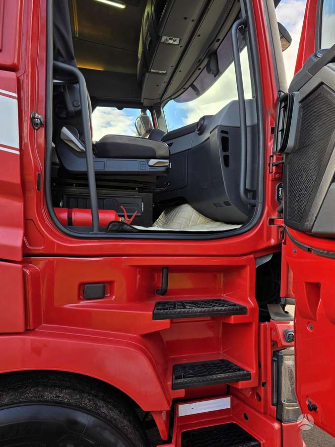 Renault T520, single sleeper