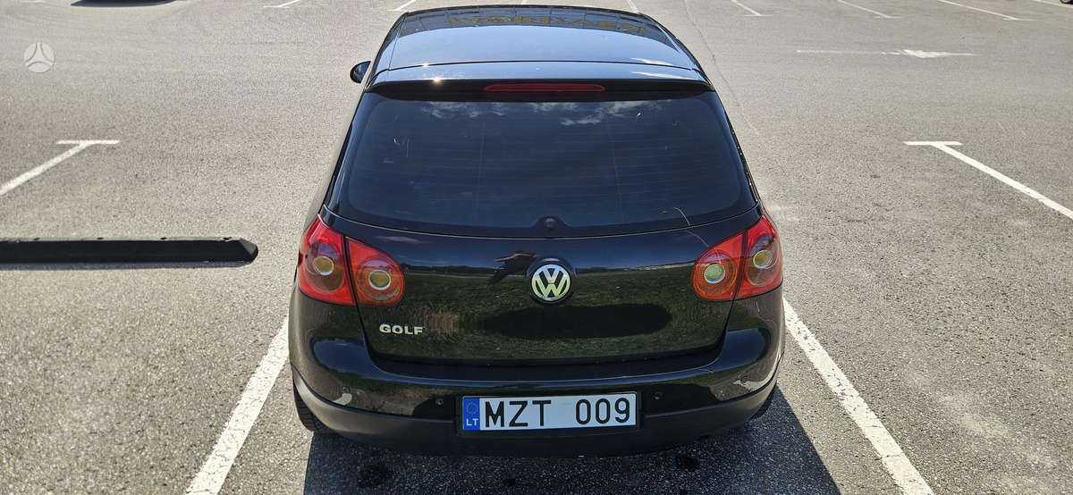 Volkswagen Golf - 5