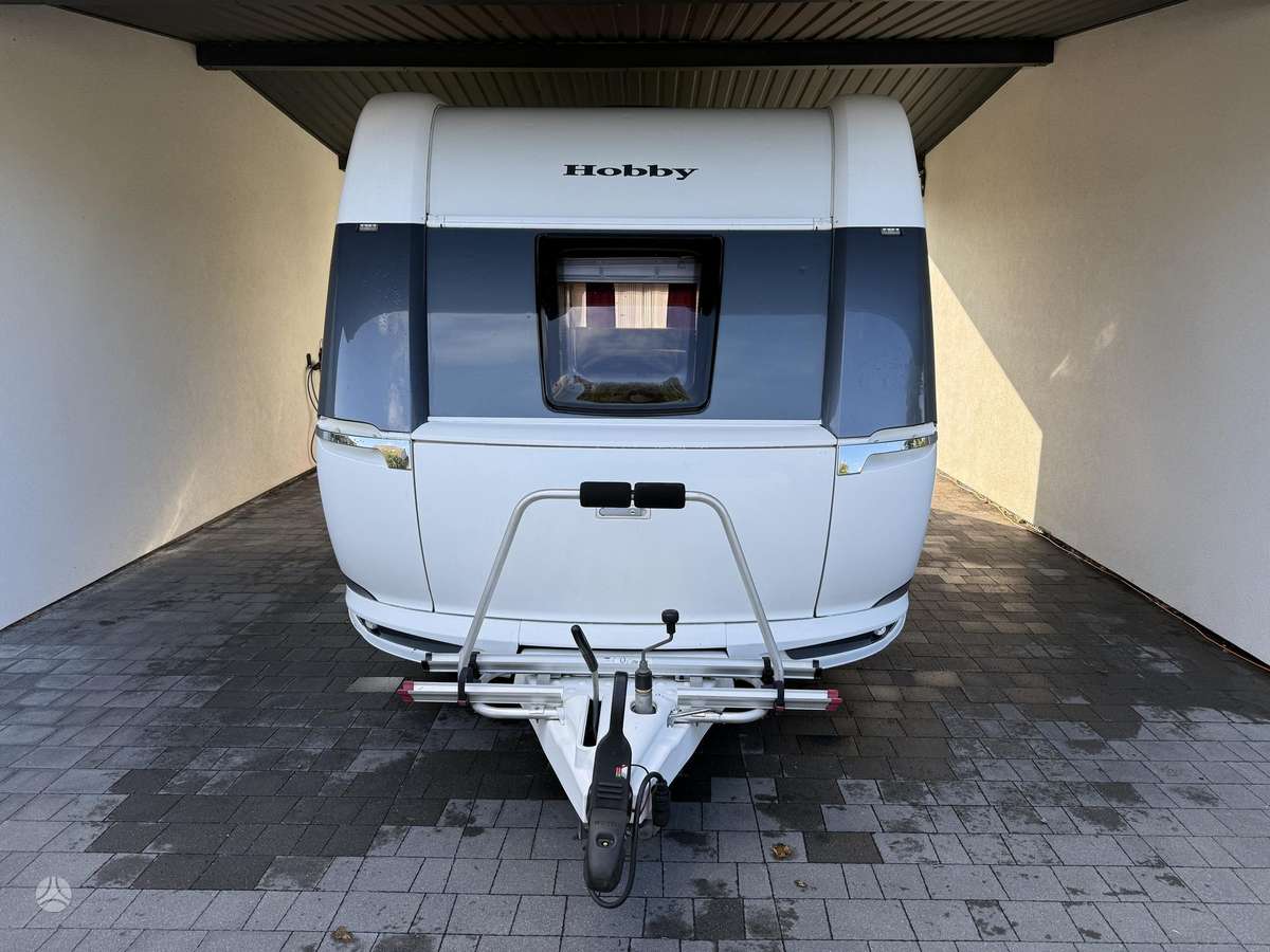 Hobby 540 UFE, prikabinami nameliai