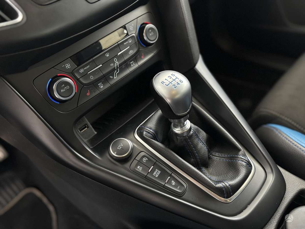Ford Focus RS, 2.3 l., Хэтчбек