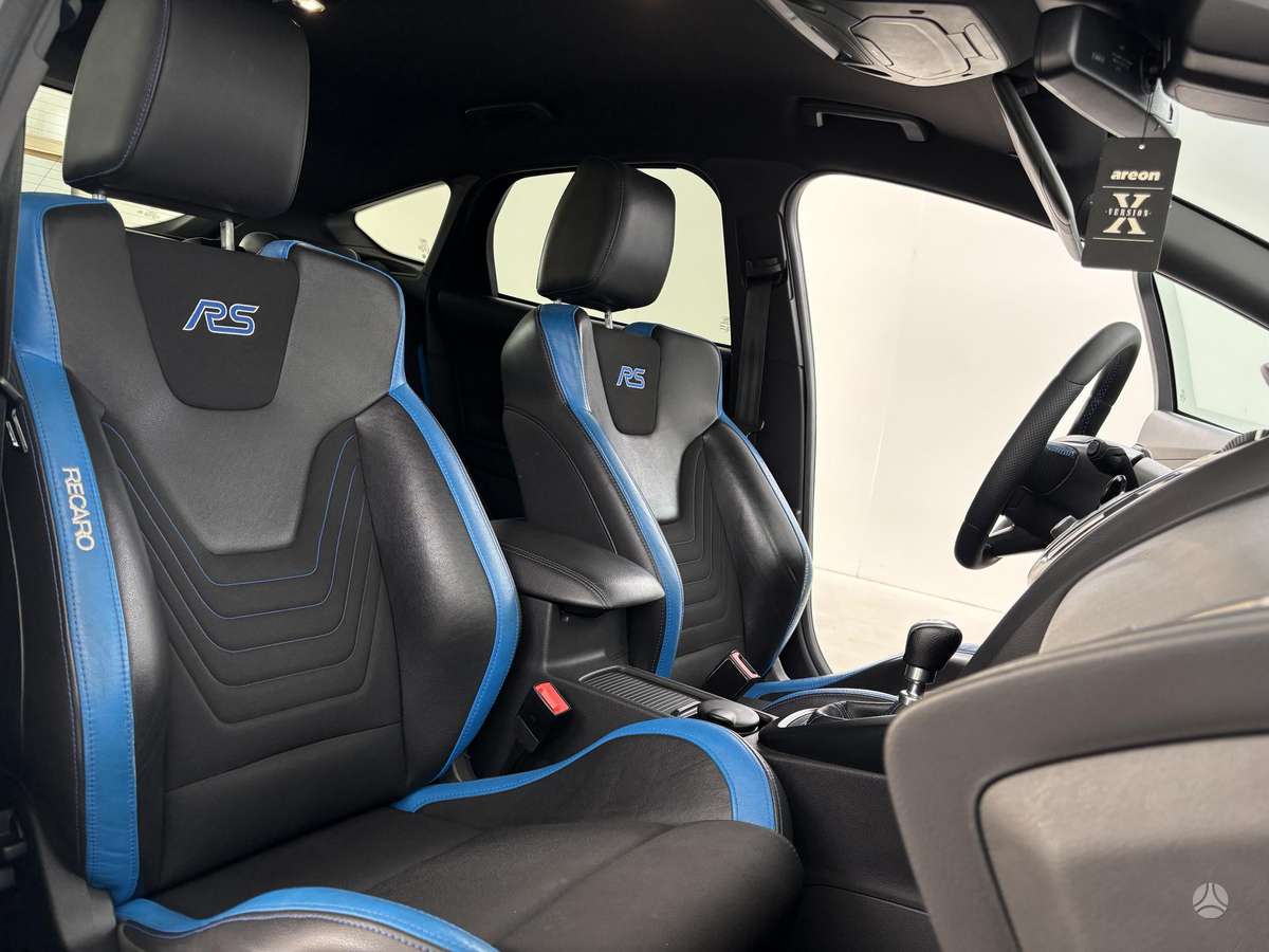 Ford Focus RS, 2.3 l., Хэтчбек