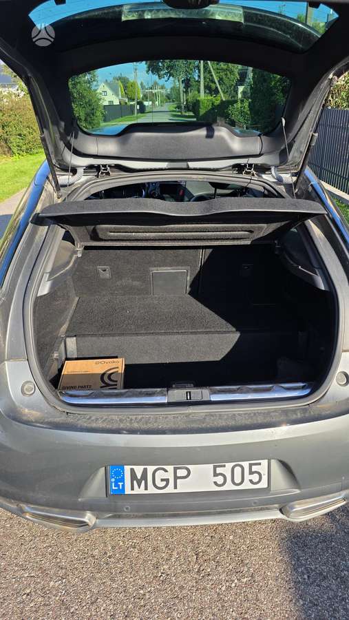 Citroen DS5, 2.0 l., Хэтчбек