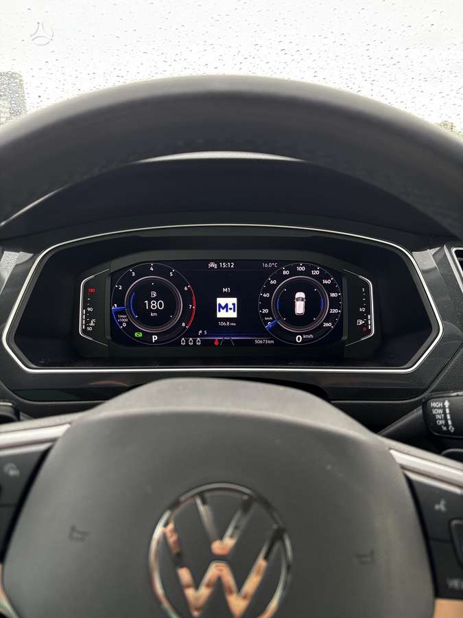 Volkswagen Tiguan - 8