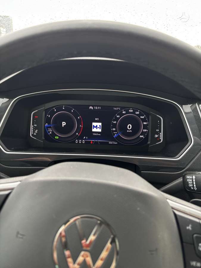 Volkswagen Tiguan - 9