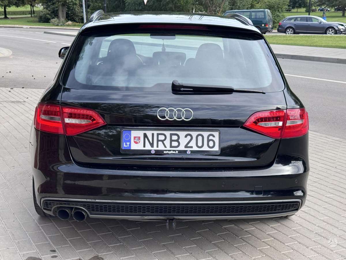 Audi A4, 2.0 l., Универсал