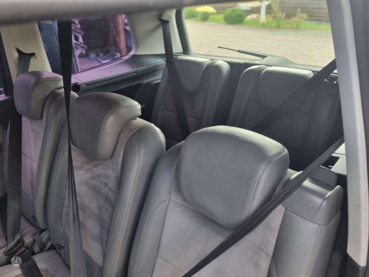 Volkswagen Sharan, 2.0 l., Минивэн