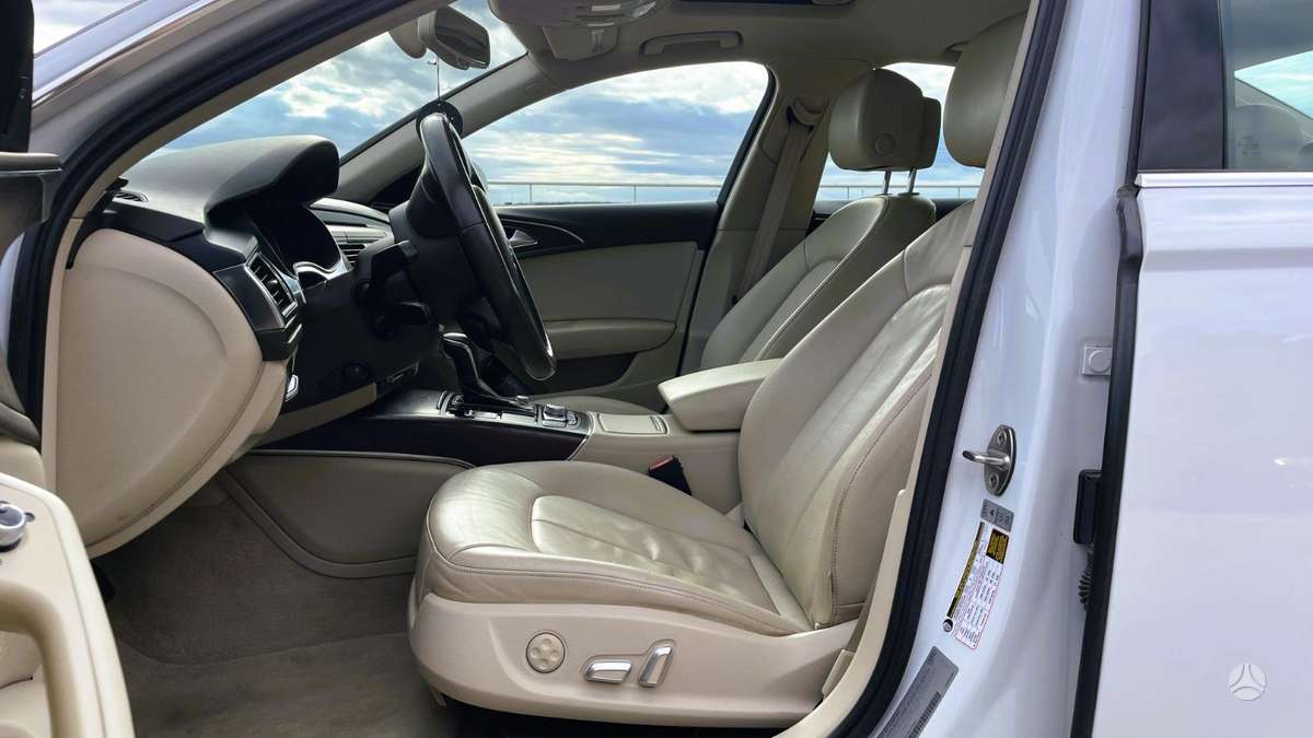 Audi A6, 2.0 l., Седан