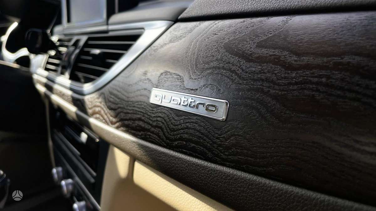 Audi A6, 2.0 l., Седан
