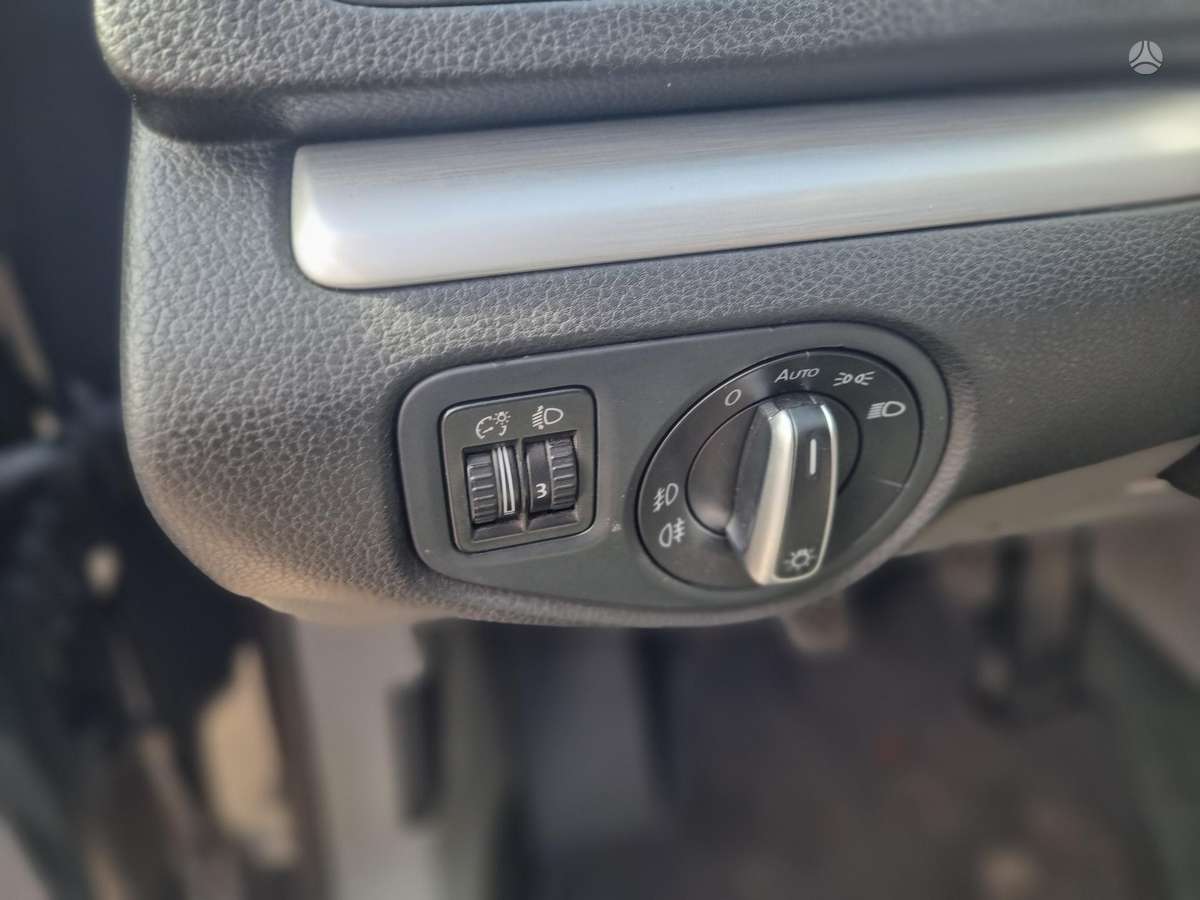 Volkswagen Sharan, 2.0 l., Минивэн