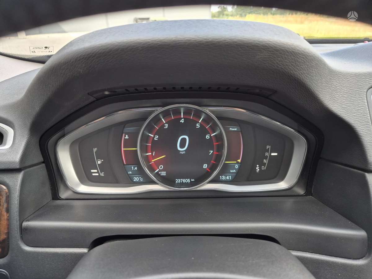 Volvo XC70, 3.2 l., Универсал