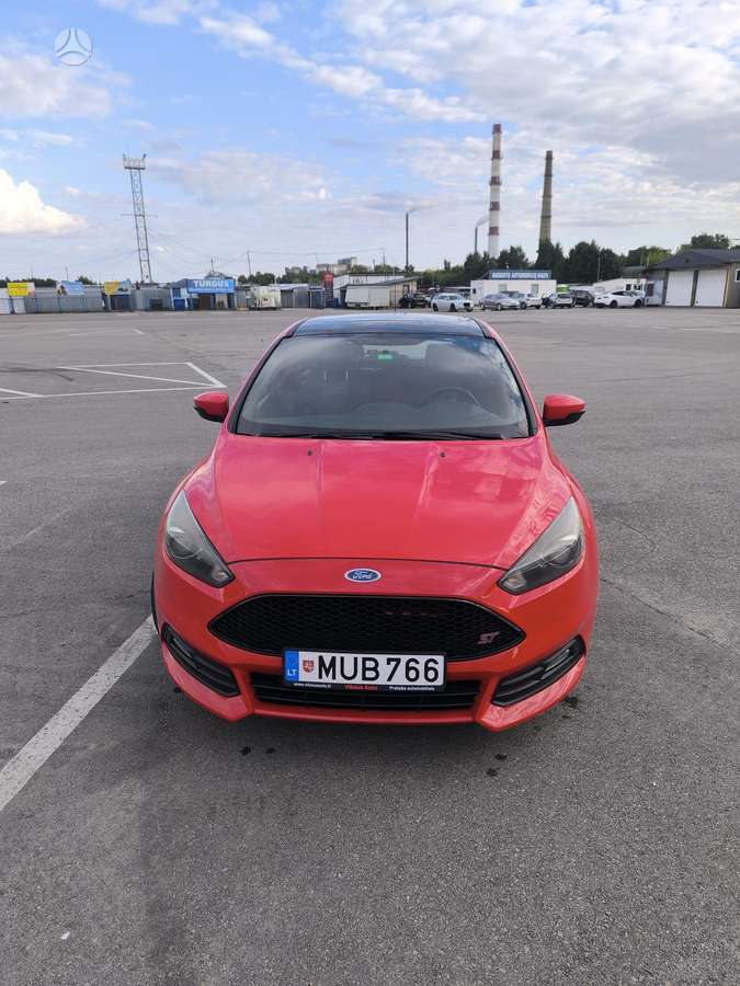 Ford Focus ST, 2.0 l., hatchback
