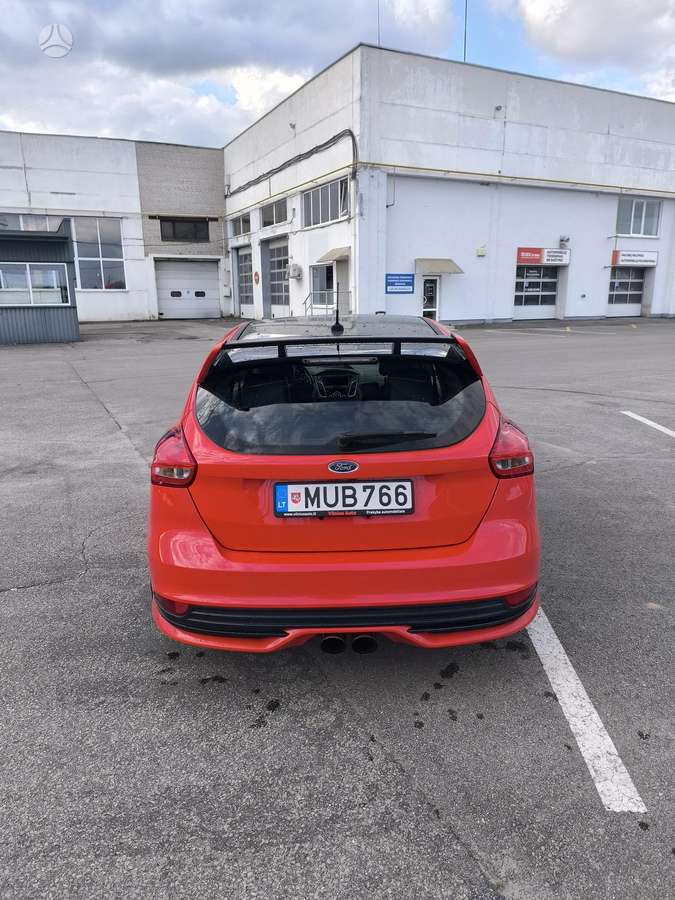 Ford Focus ST, 2.0 l., hatchback
