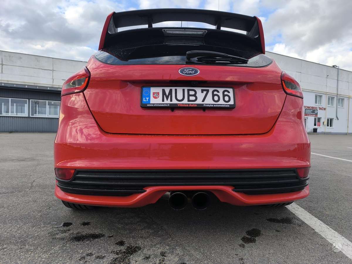 Ford Focus ST, 2.0 l., hatchback